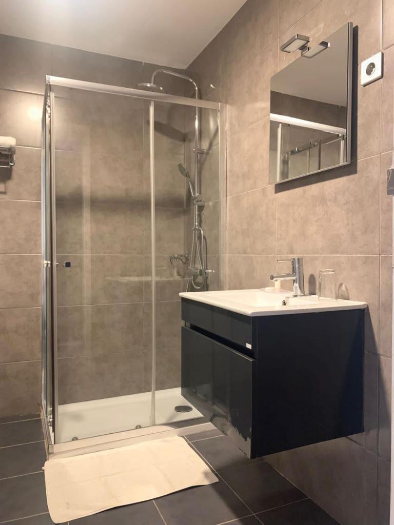 Hotel Nina Dakar Dış mekan fotoğraf